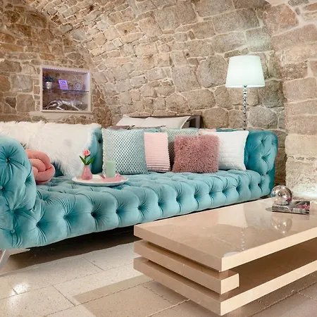 Luxury Volat Apartamento *